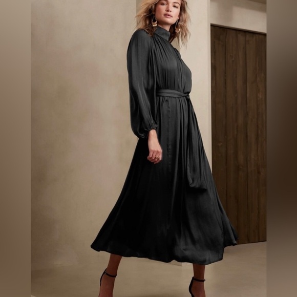 NWT! Banana Republic Purple Dawn Slit-Back Maxi Dress - Size Small - Picture 2 of 7